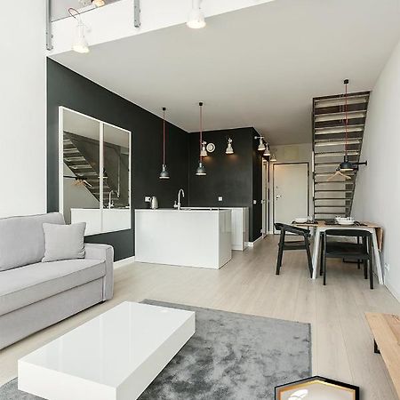 Platinum Residence Qbik Варшава Экстерьер фото
