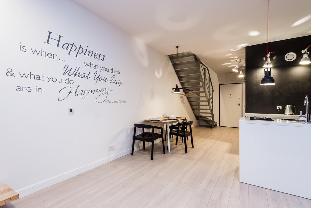 Platinum Residence Qbik Варшава Экстерьер фото