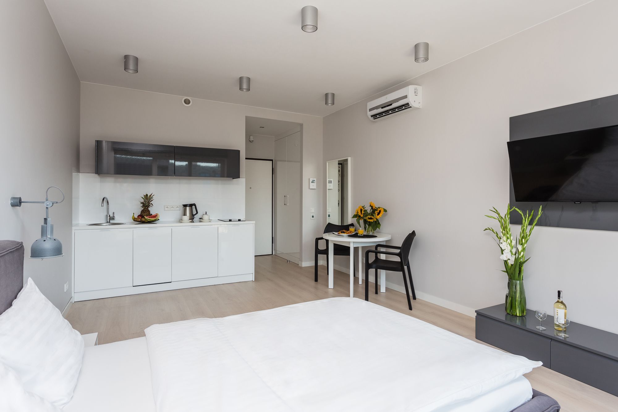 Platinum Residence Qbik Варшава Экстерьер фото