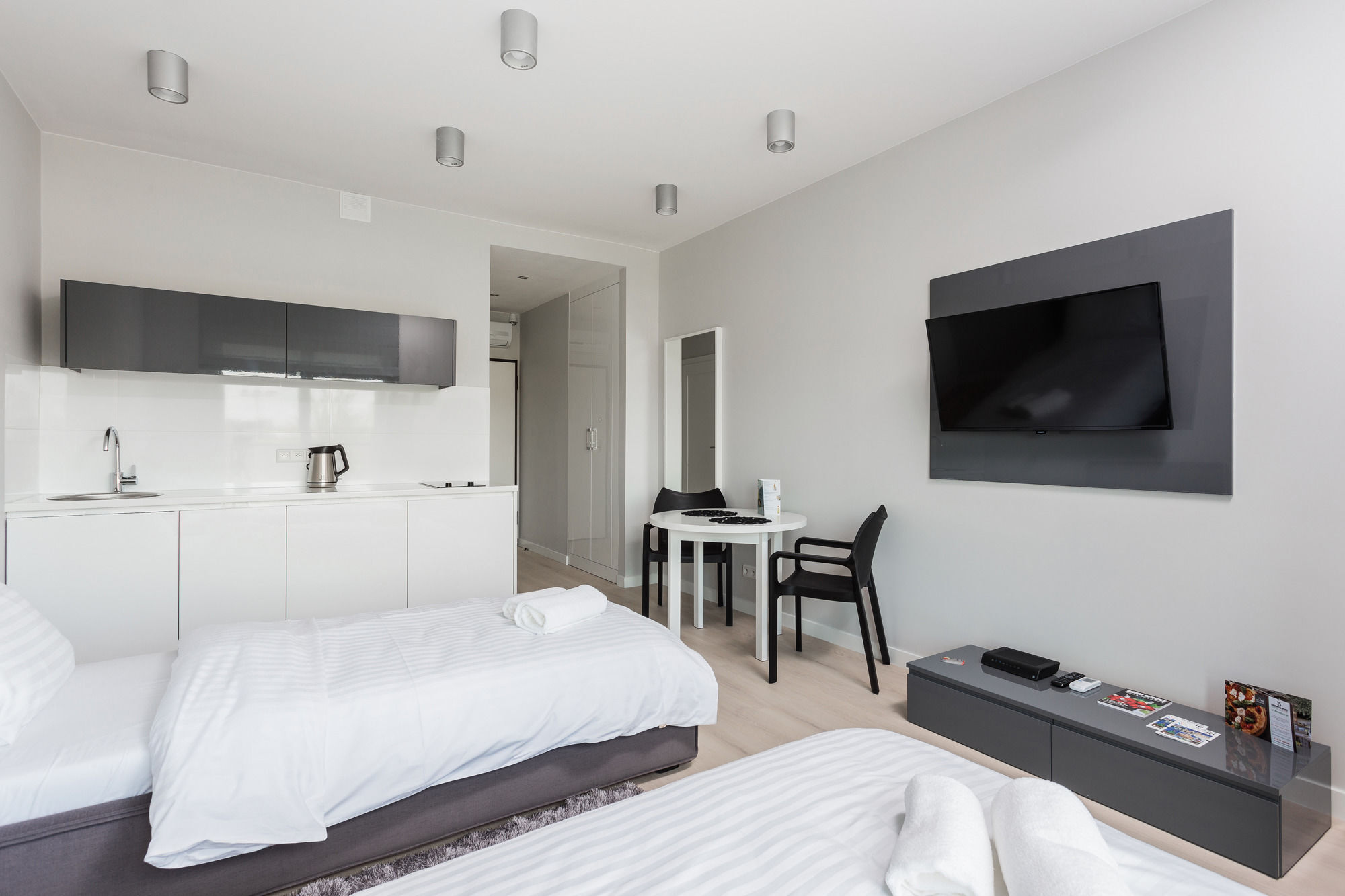 Platinum Residence Qbik Варшава Экстерьер фото