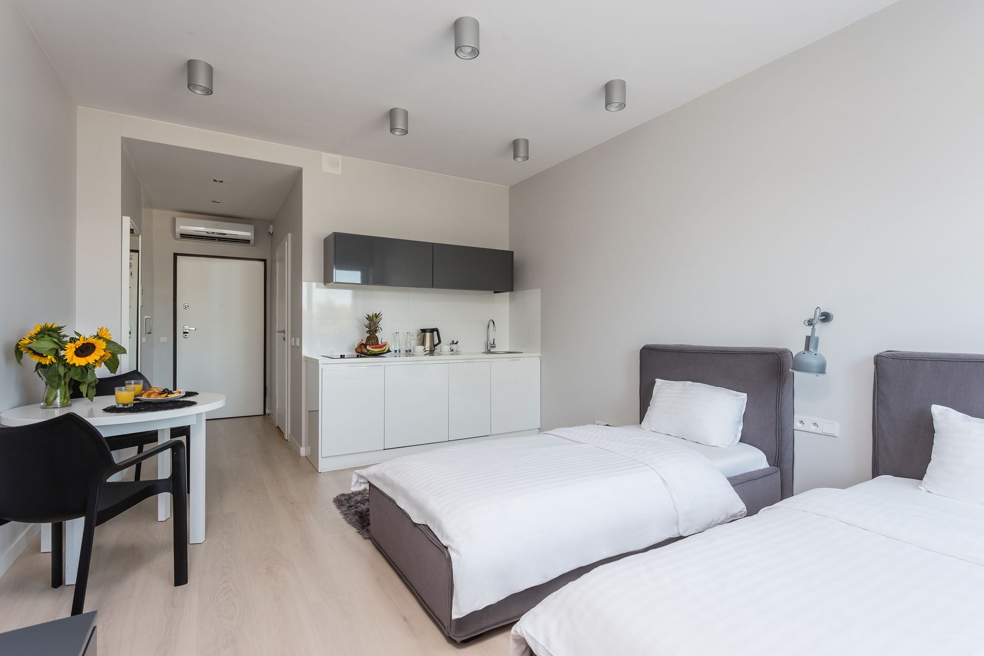 Platinum Residence Qbik Варшава Экстерьер фото